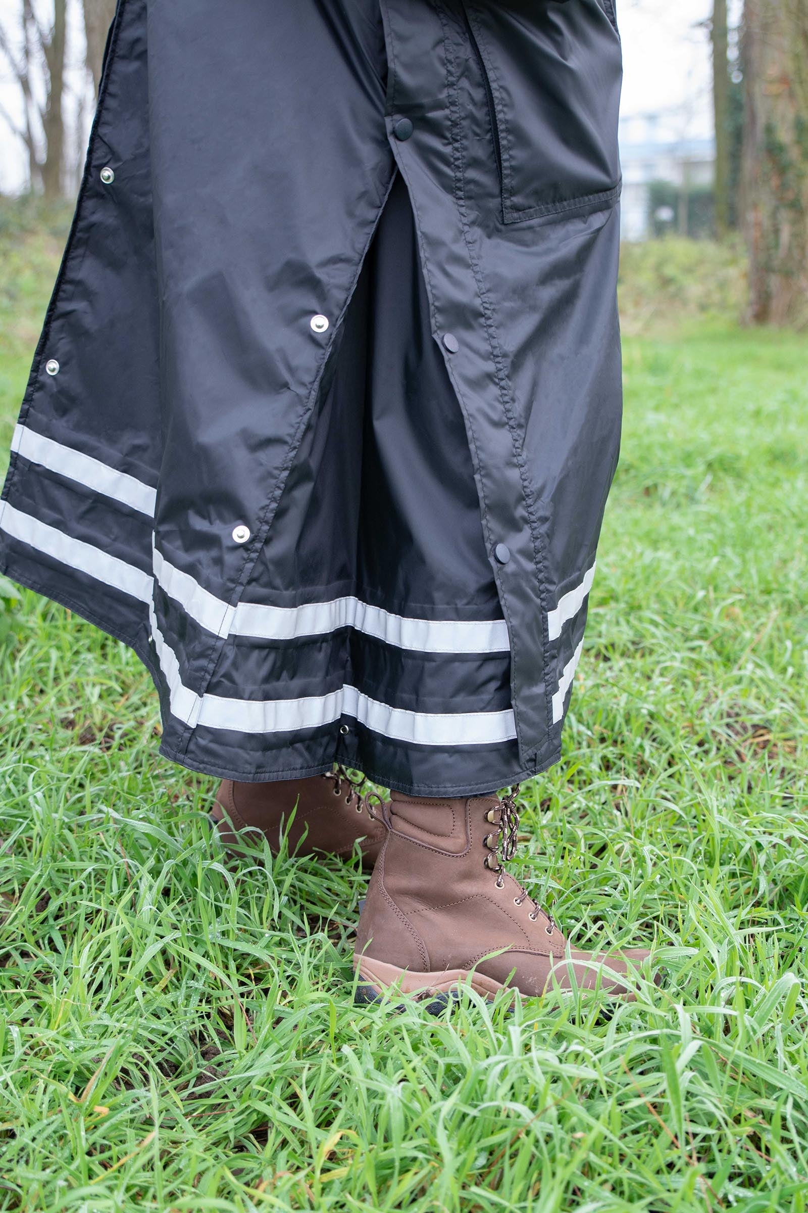 Equi Theme EQUITHÈME RiderCoat Long Raincoat Women’s Riding Clothing