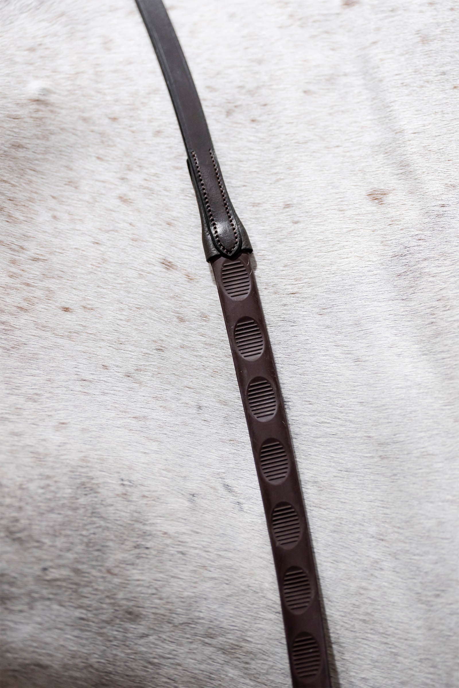 Horseware wodze gumowe z uchwytem na kciuk Ogłowia i wodze