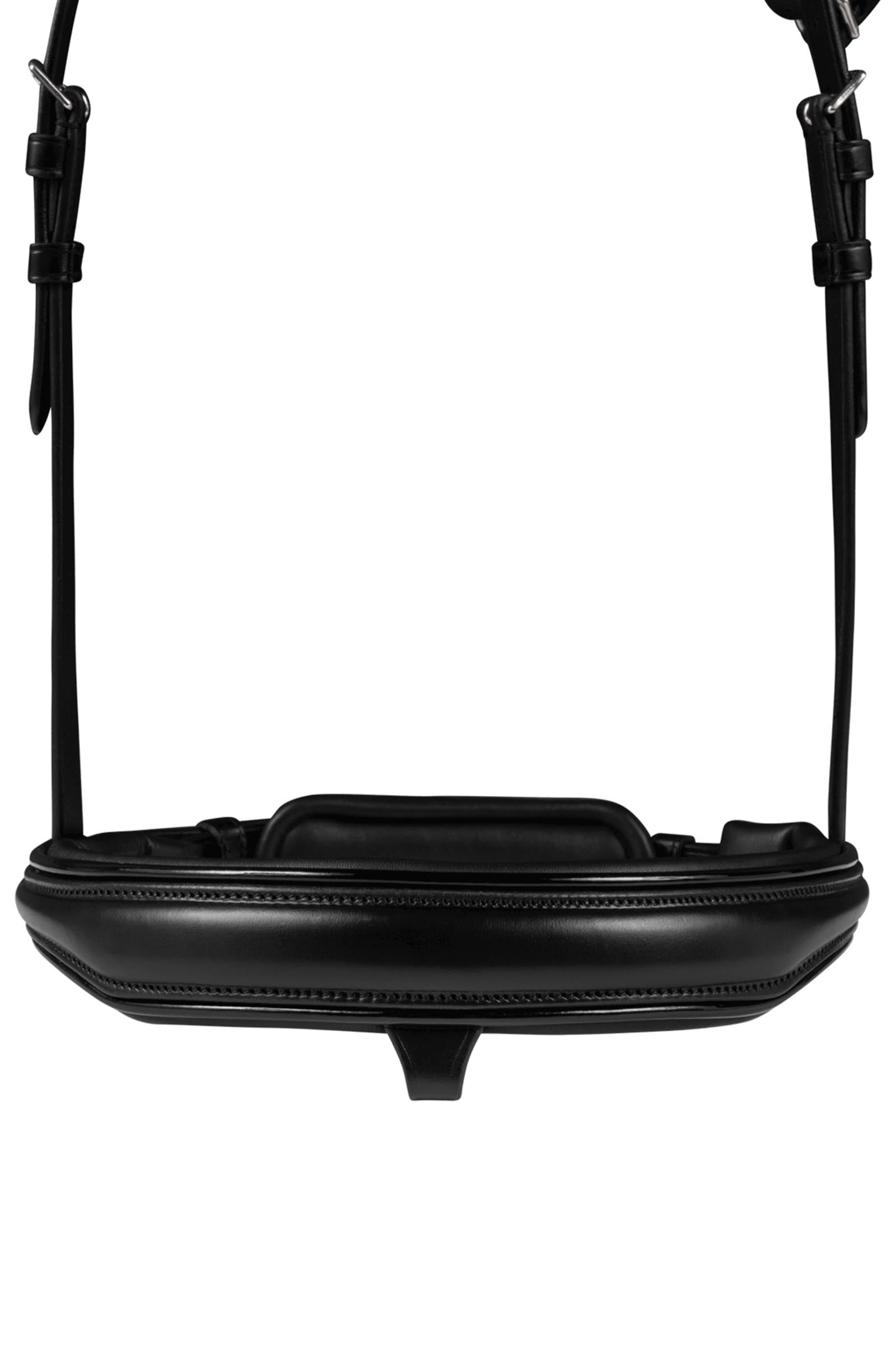 Pack shot 3