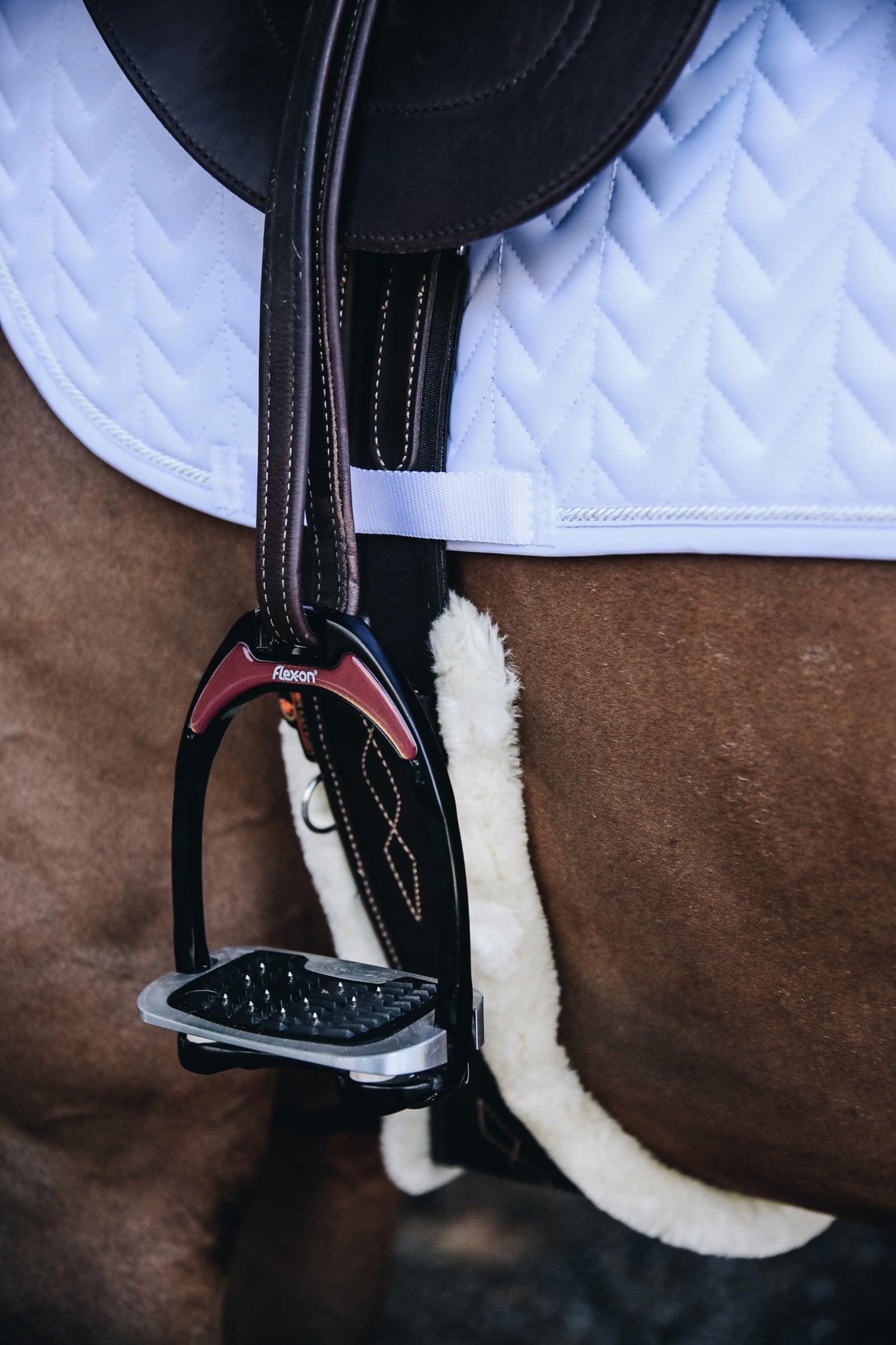 Kentucky Horsewear Czaprak skokowy Fishbone, pikowany w rybią łuskę Czapraki