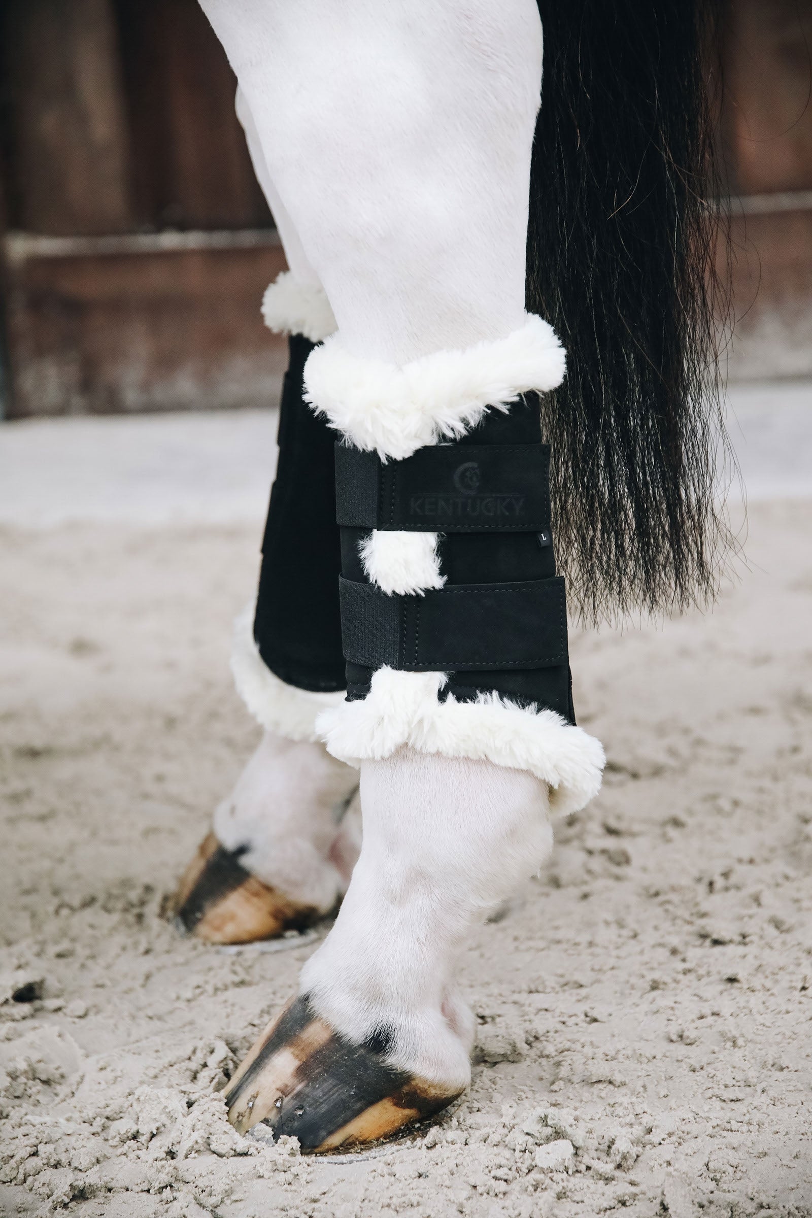 Kentucky Horsewear Turnout AIR boots, hind Leg Protection & Hoof Protection for Horses