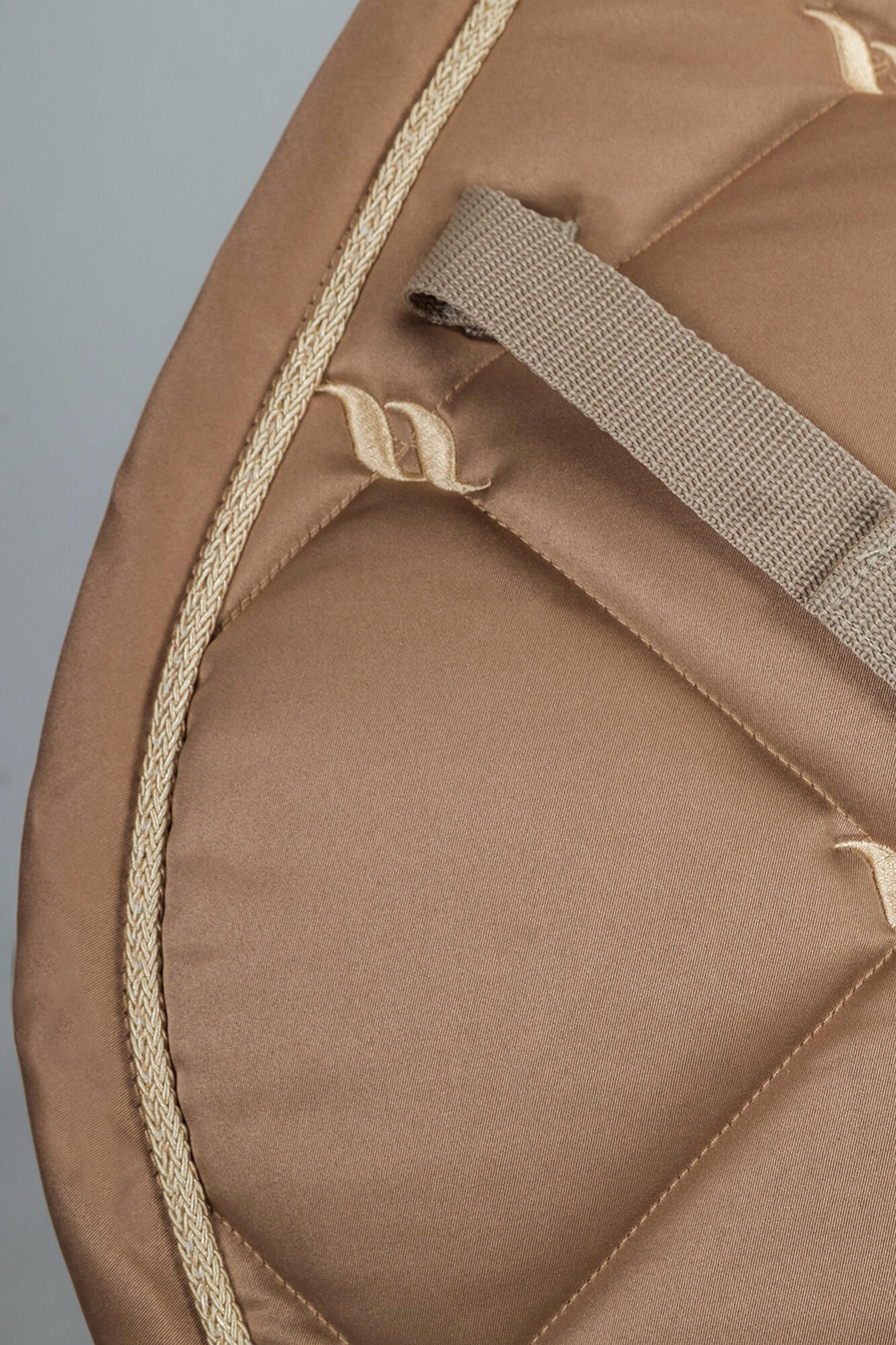 Back on Track Nights Collection Czaprak wszechstronny Czapraki