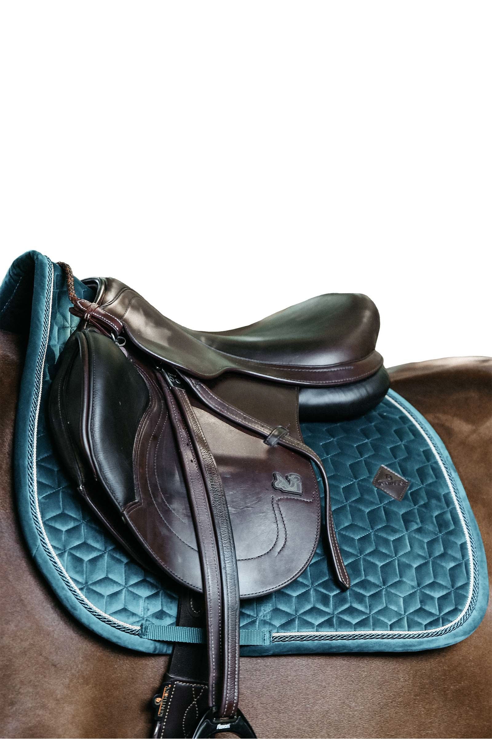 Lifestyle shot 2