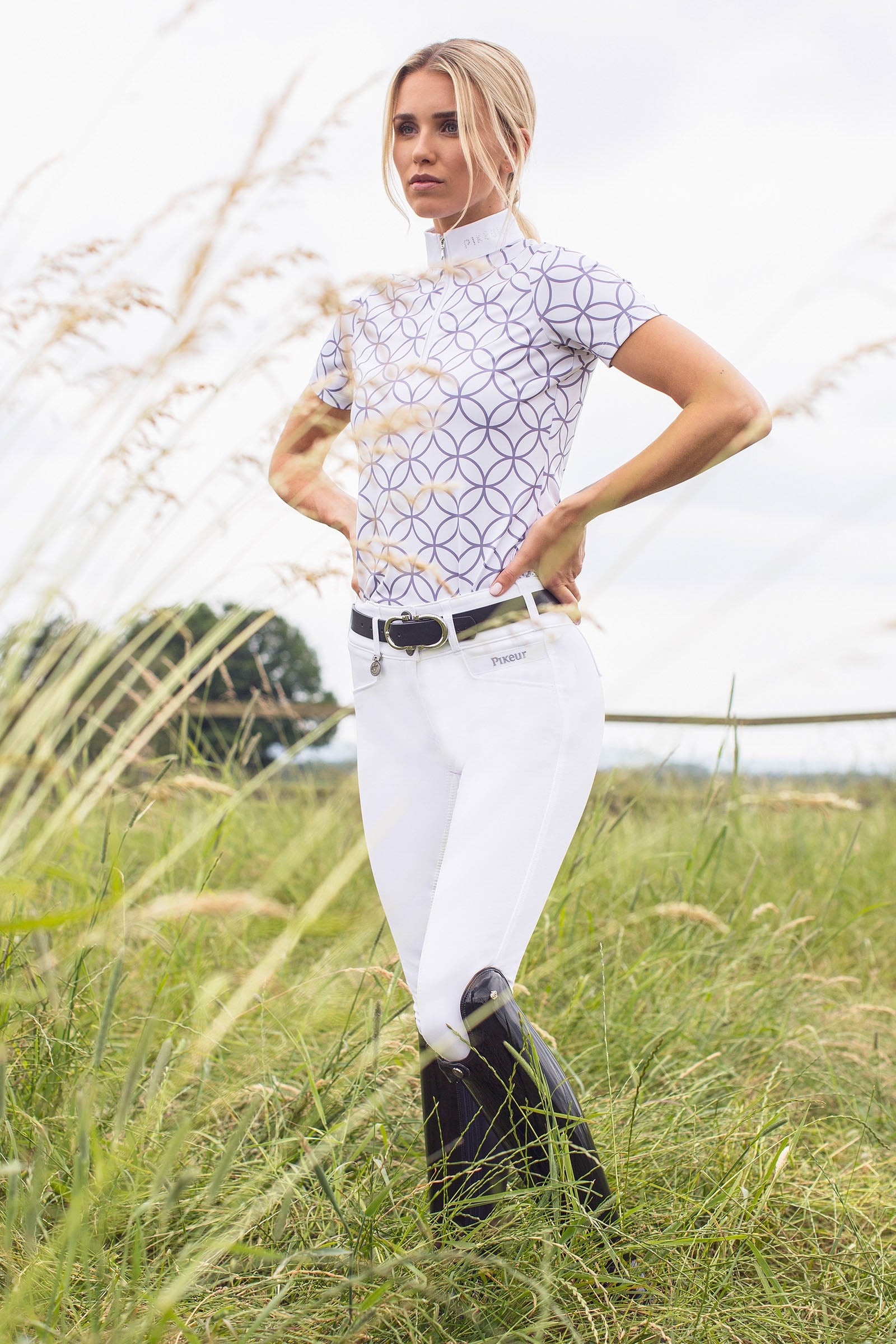 Lifestyle shot 1