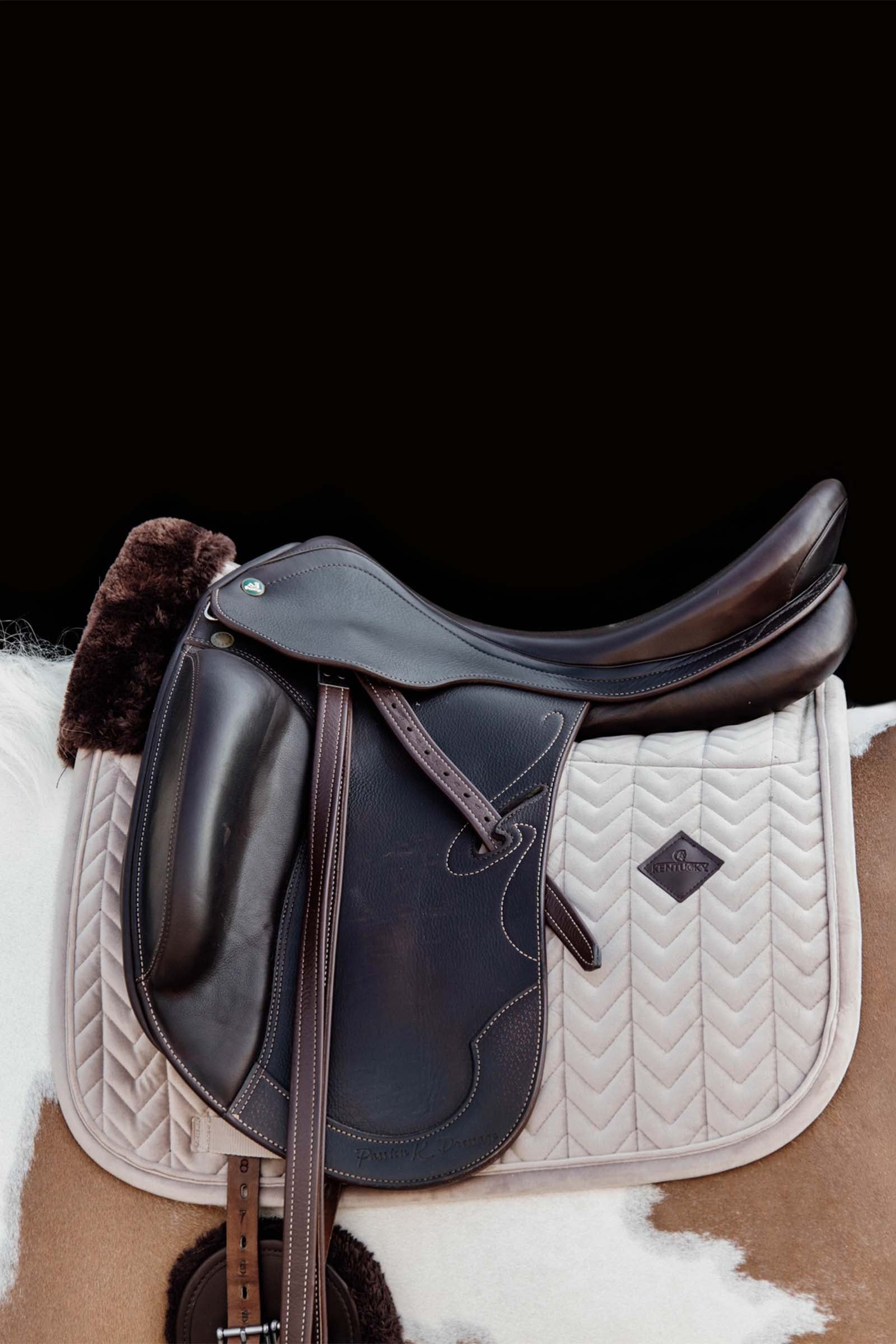 Kentucky Horsewear Velvet Skin Friendly Dressage Saddle pad Saddle Pads