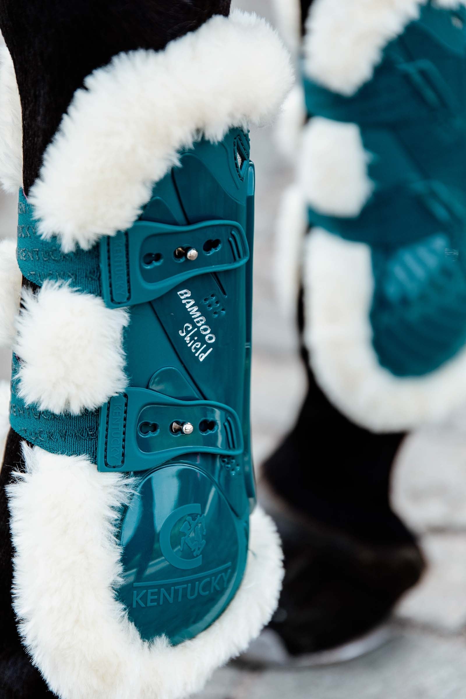 Kentucky Horsewear Vegan Sheepskin Bamboo Elastic Tendon Boots Leg Protection & Hoof Protection for Horses