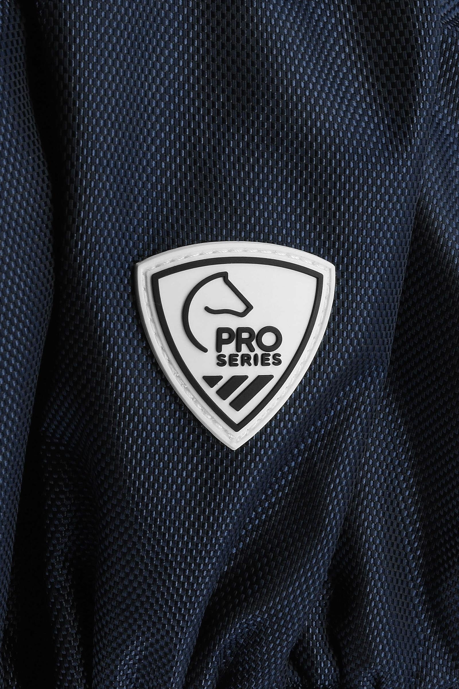 Pack shot 4