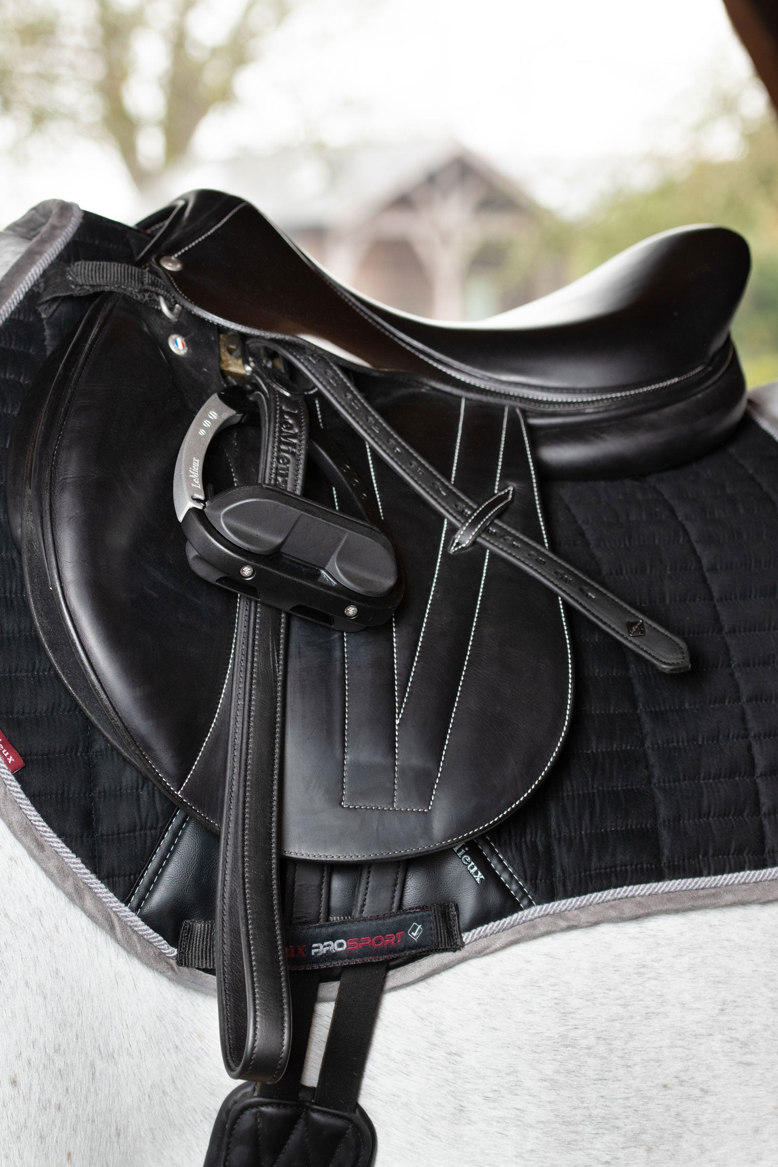 LeMieux Vector Stirrup Leathers Saddles, Girths & Stirrups