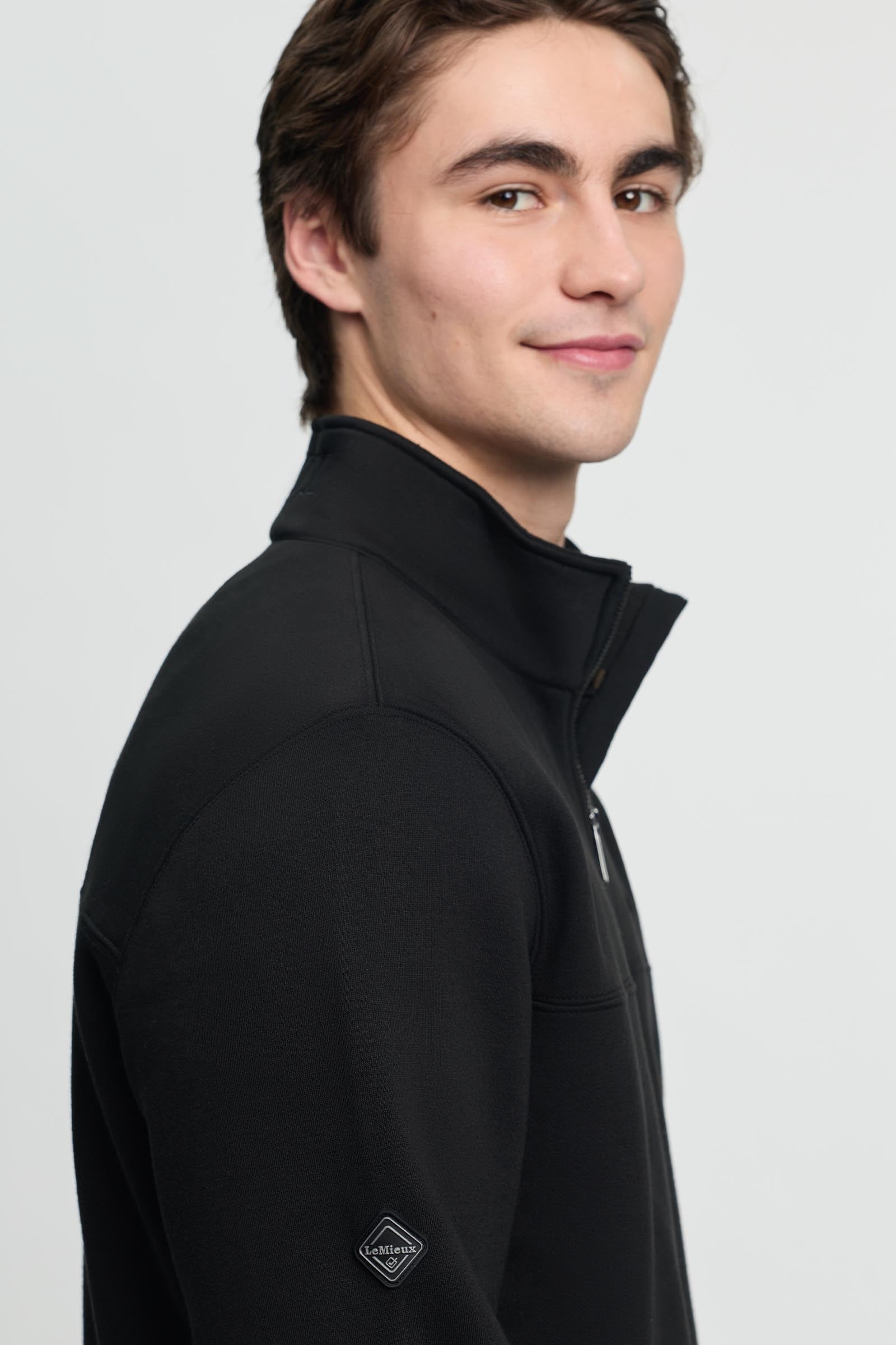 Model shot 4