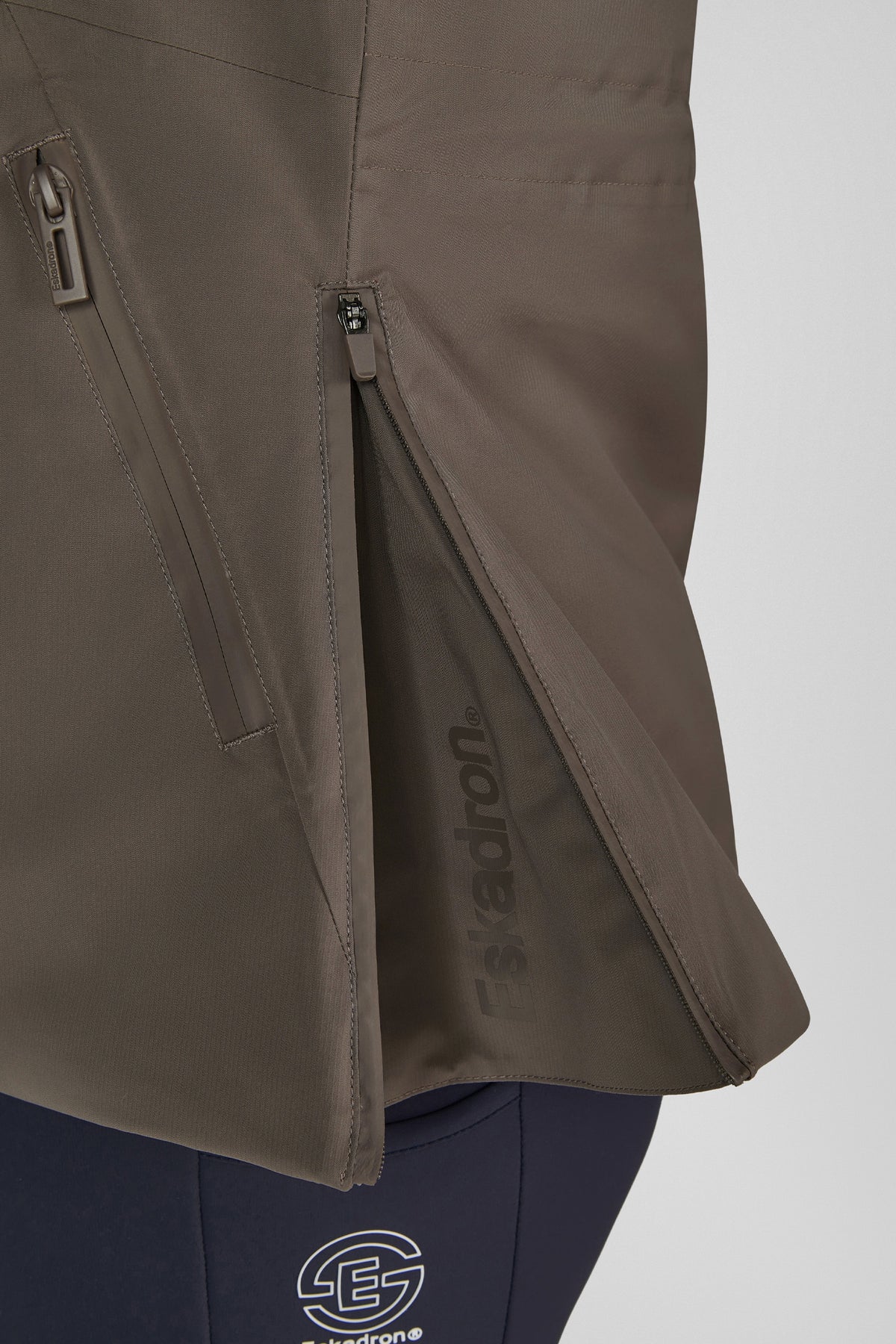 Eskadron Dynamic Fanatics AW26 Women's Waterproof Jacket Women’s Riding Clothing