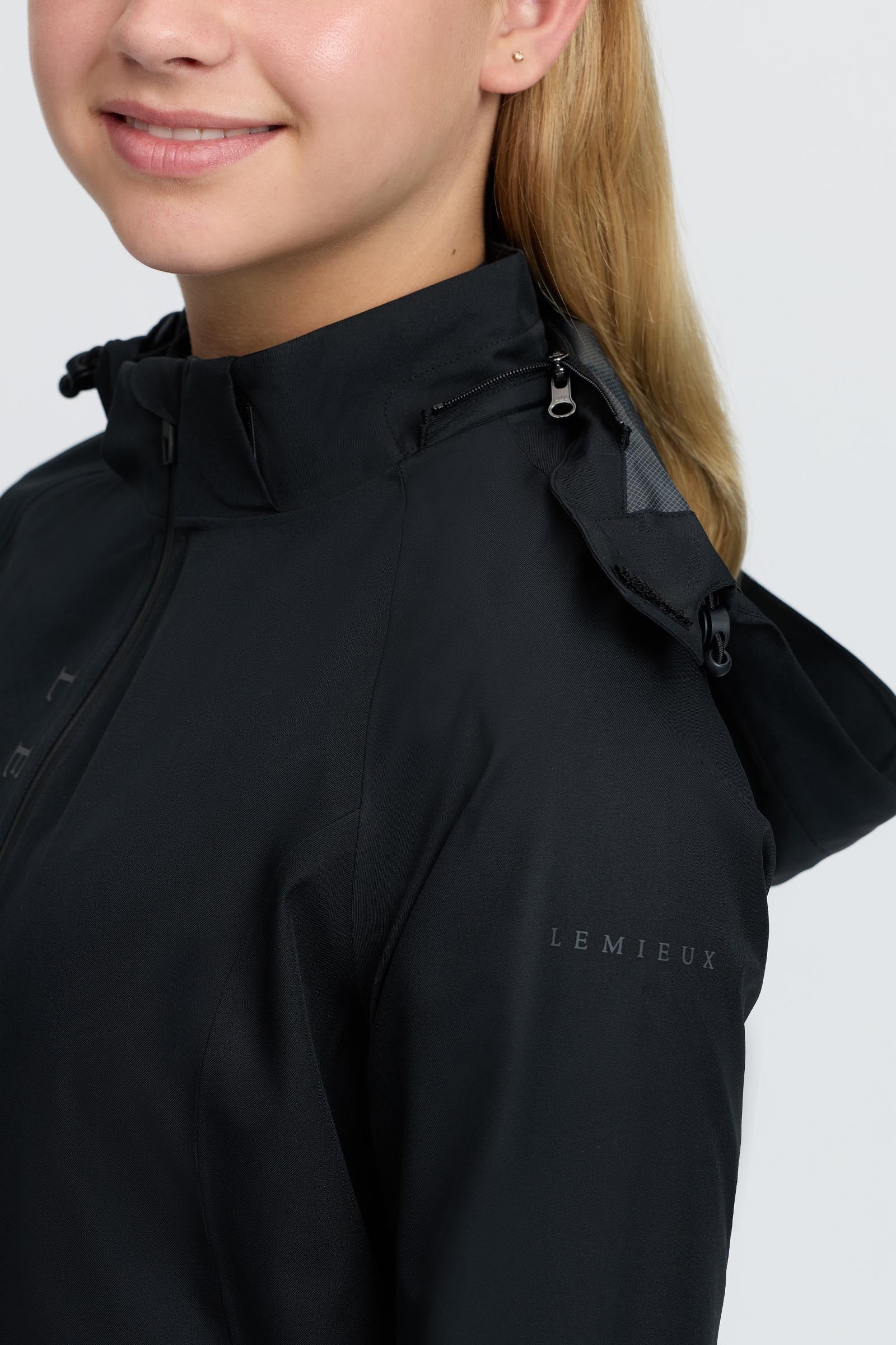 Model shot 5