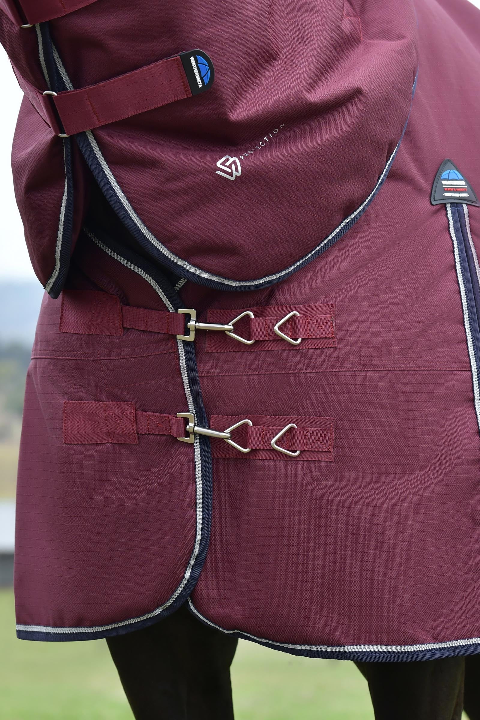 Weatherbeeta Comfitec Essential Turnout Detach-a-Neck, 50 g Horse Rugs