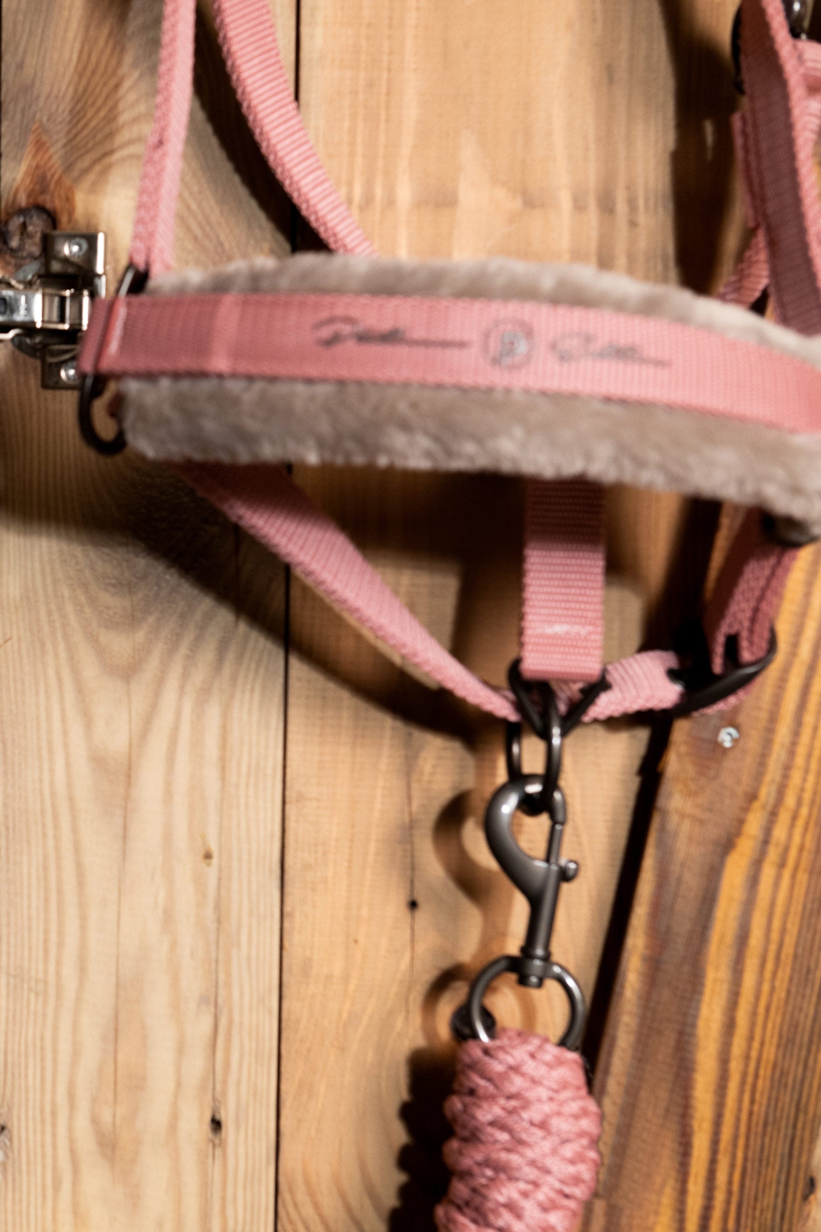 Eskadron Platinum 25 Double Pin Faux Fur Headcollar Halters & Leads