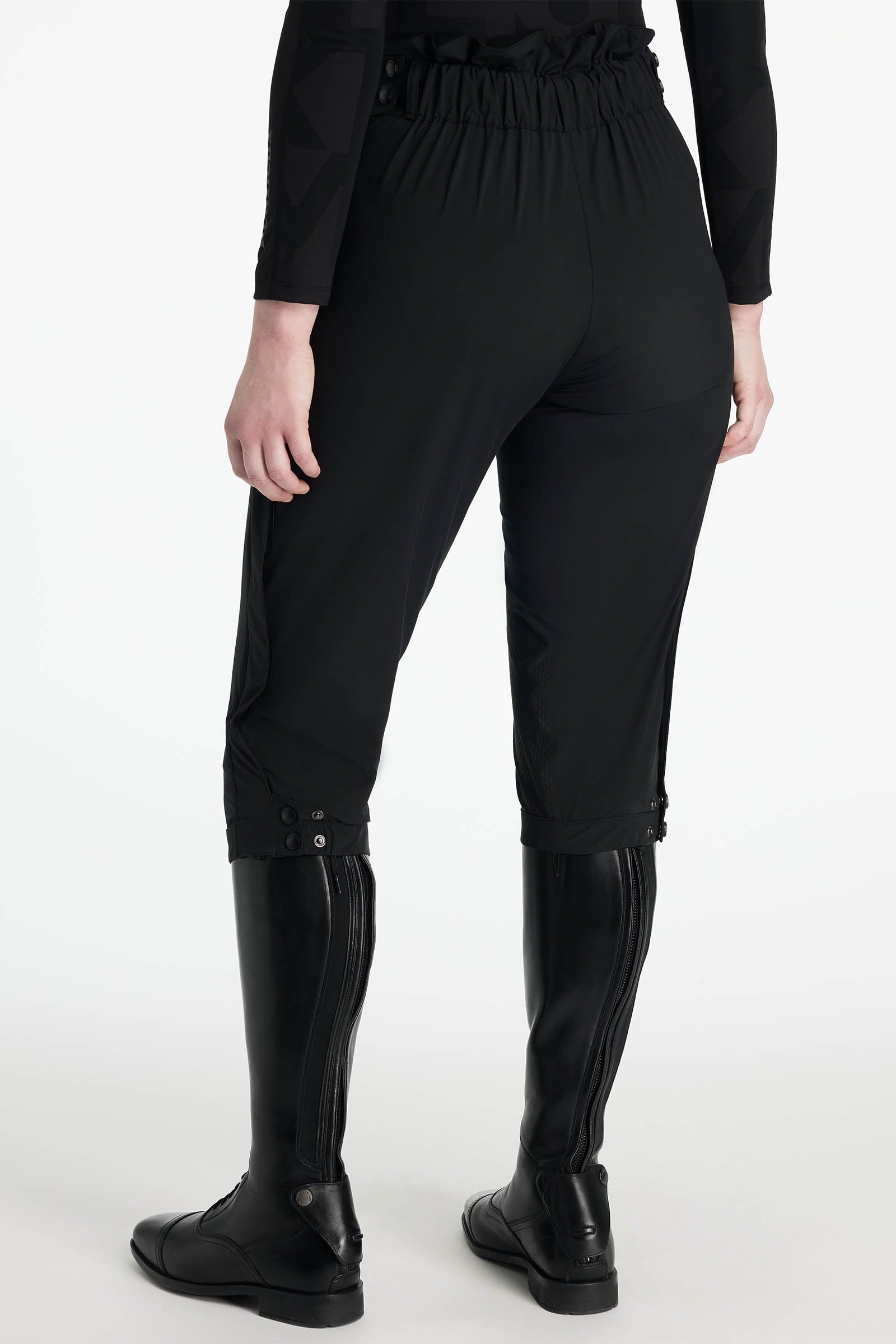 LeMieux Darcey Waterproof 3/4 Over Breeches – wodoodporne spodnie ¾ zakładane na bryczesy Womens Breeches