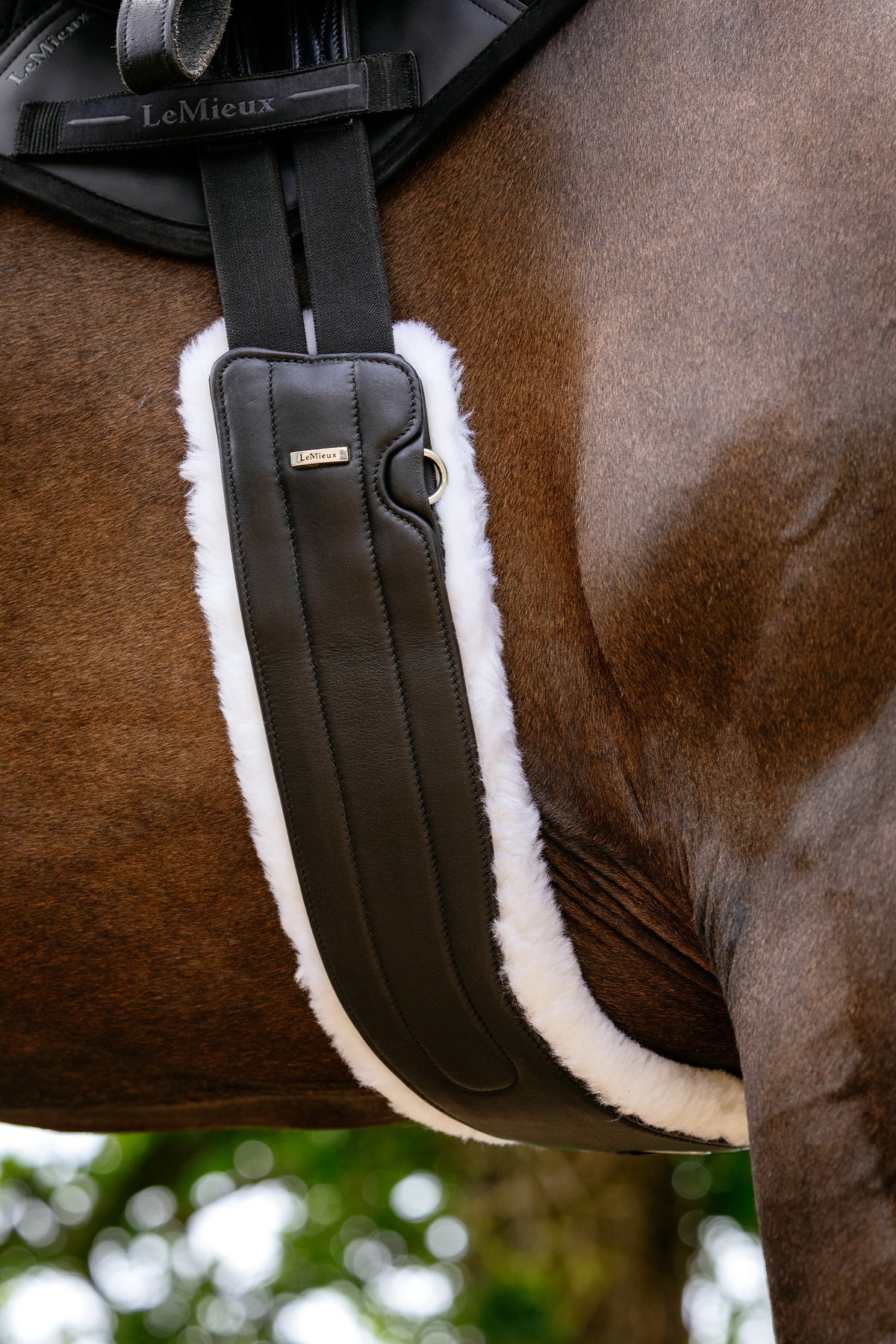 LeMieux Hunter Girth with Detachable Merino+ Liner Saddles, Girths & Stirrups