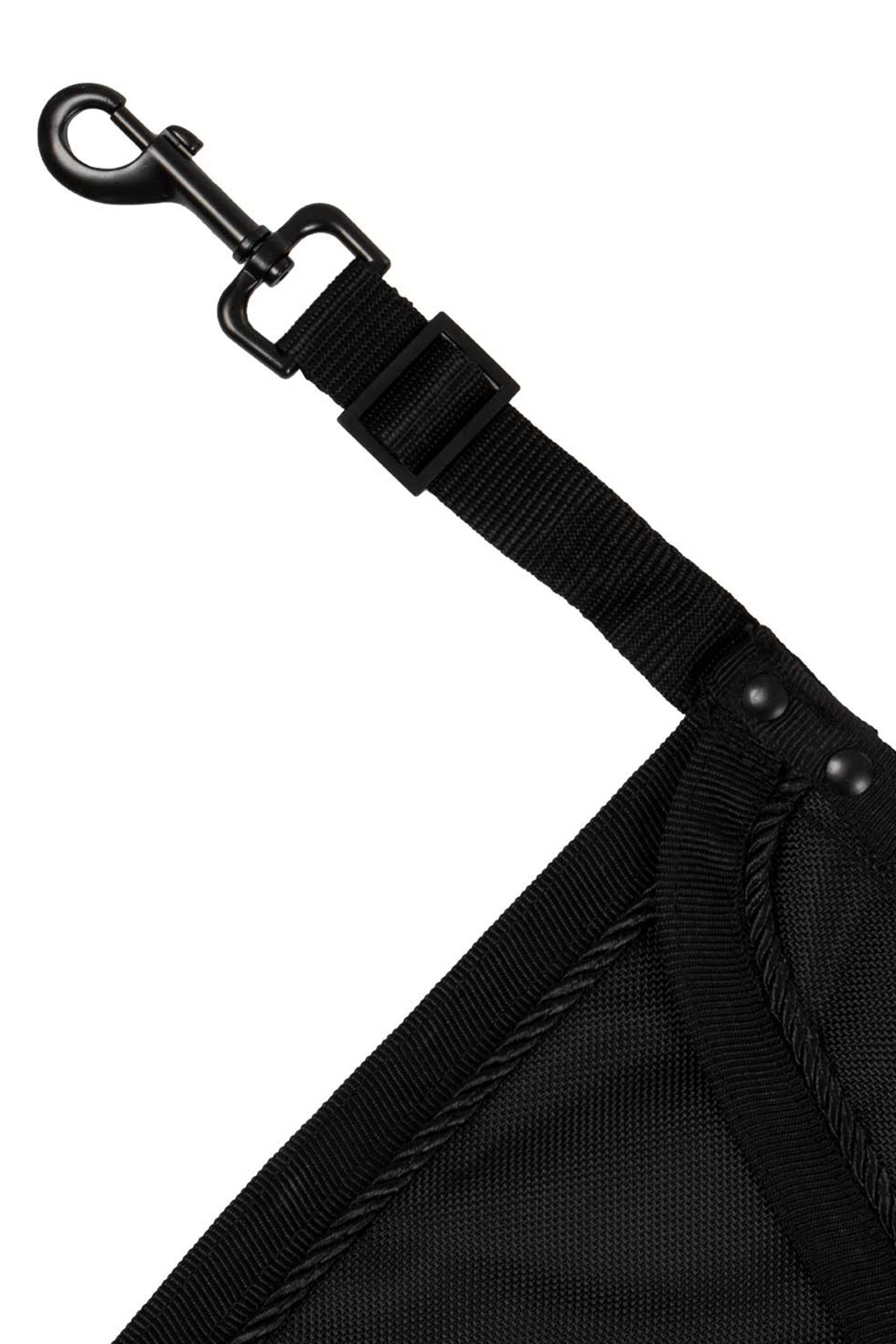 Pack shot 4