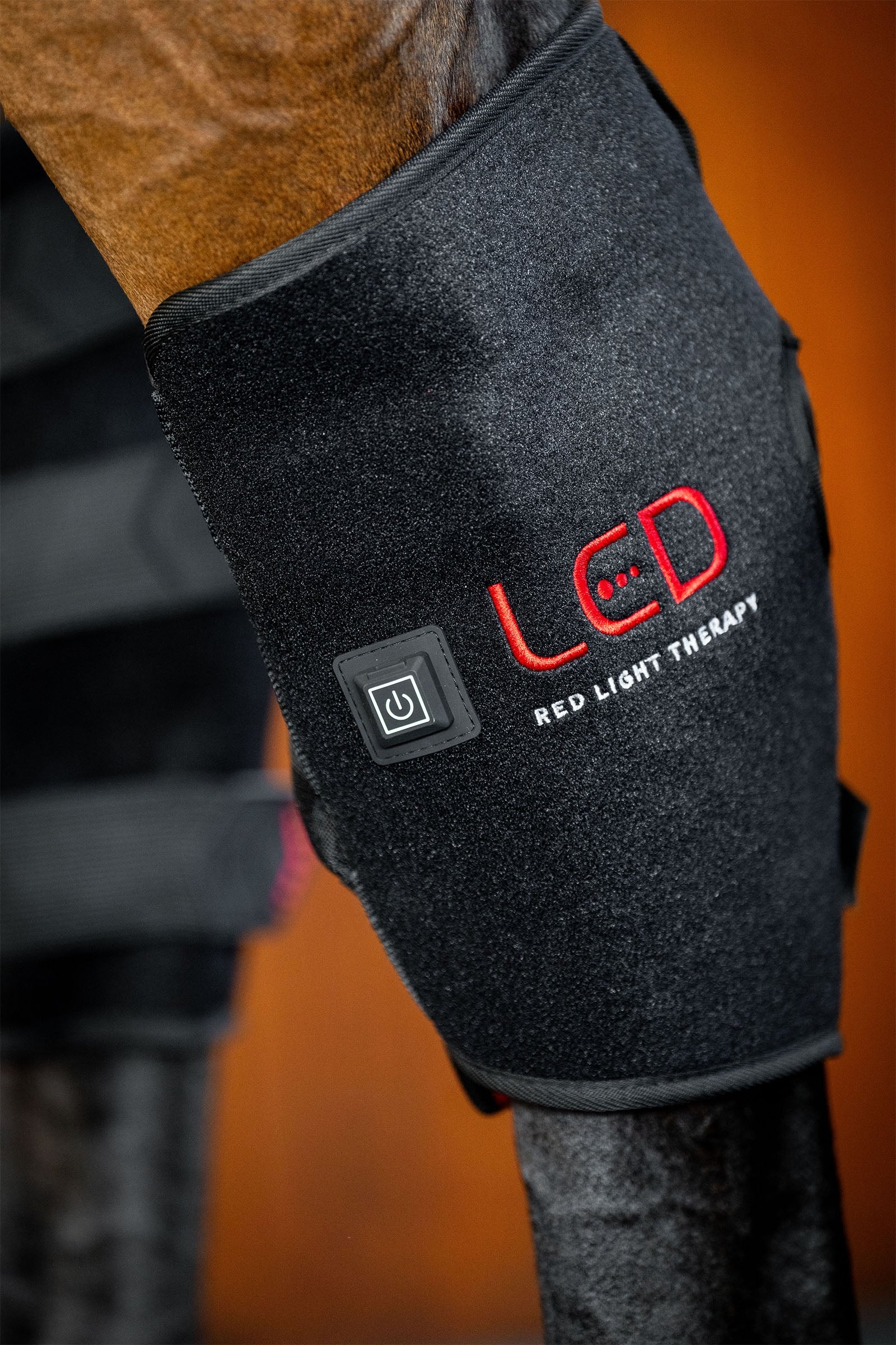 Horseware LED terapeutyczny ochraniacz na staw skokowy z czerwonym światłem (1 szt.) Leg Protection & Hoof Protection for Horses