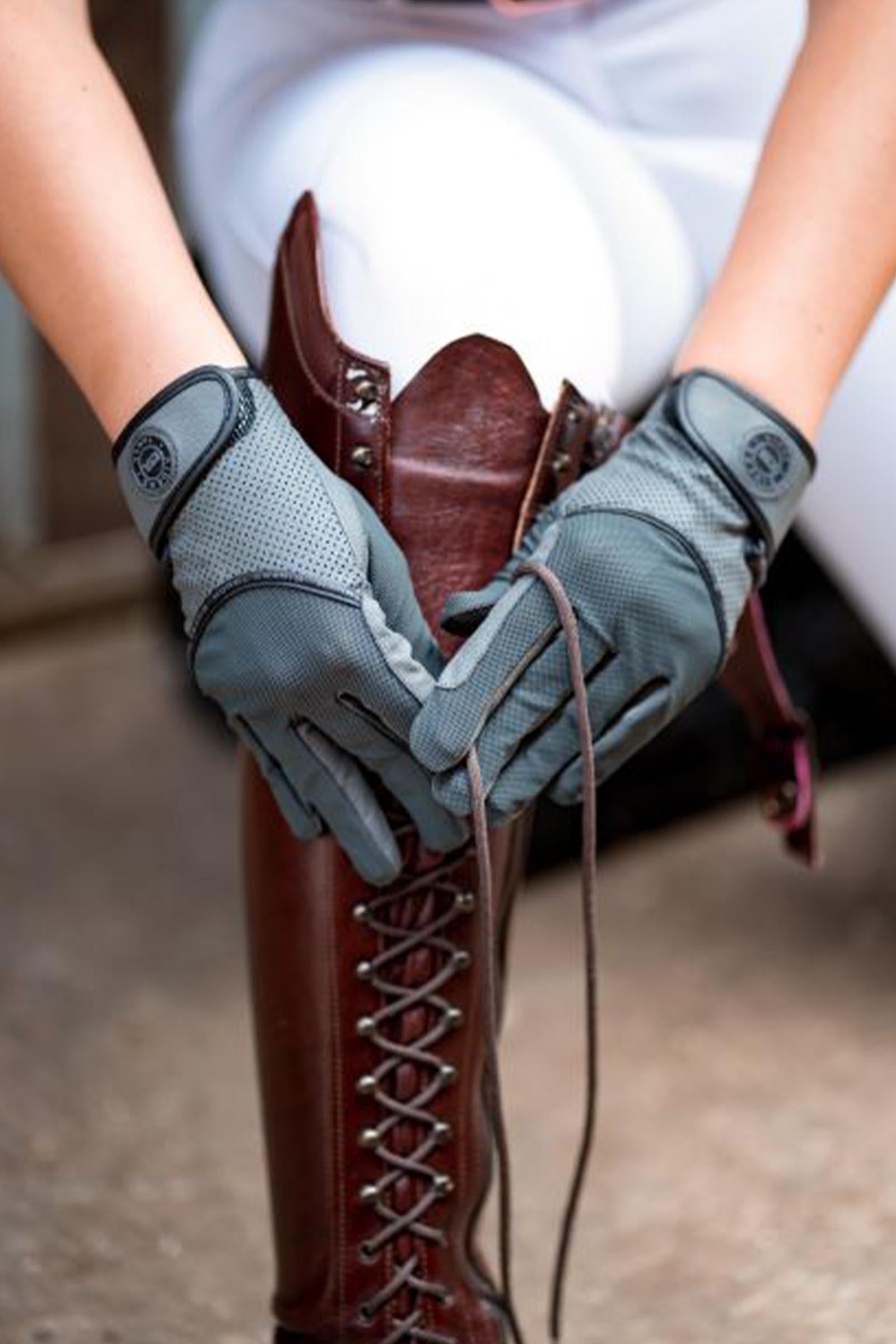 RSL Atlanta Riding Glove With Air Mesh Inserts Riding Gloves