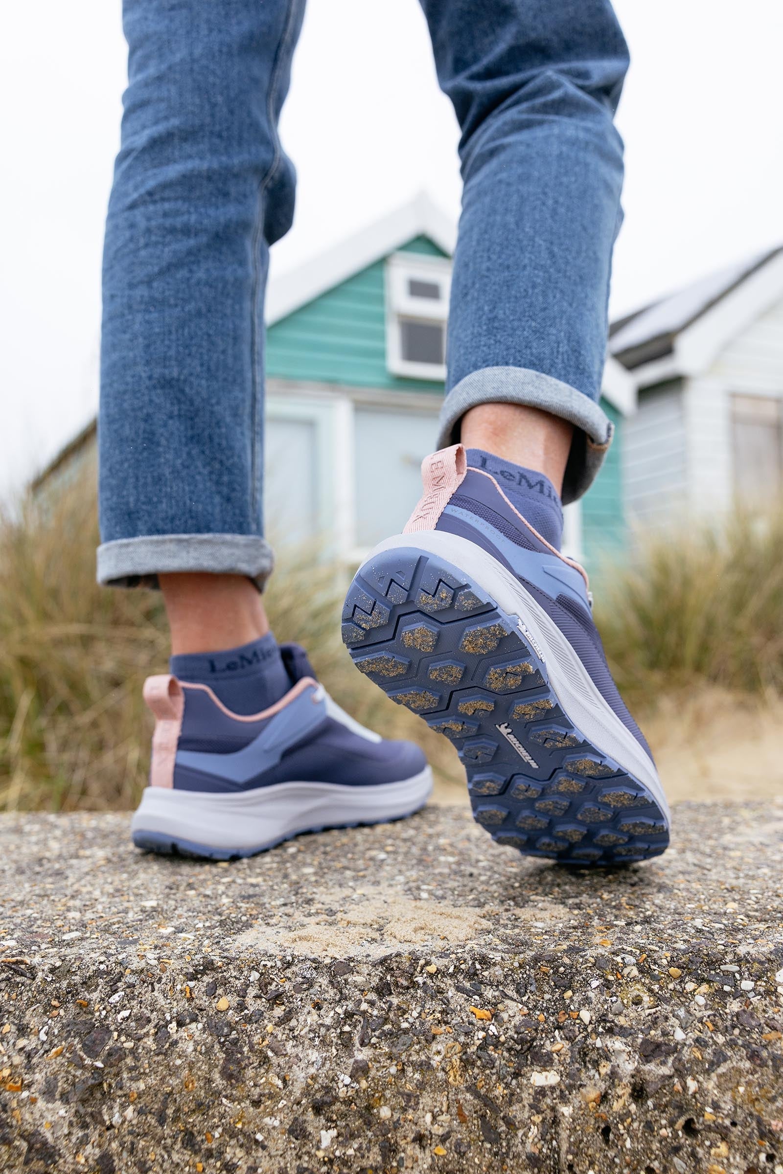 Lifestyle shot 3