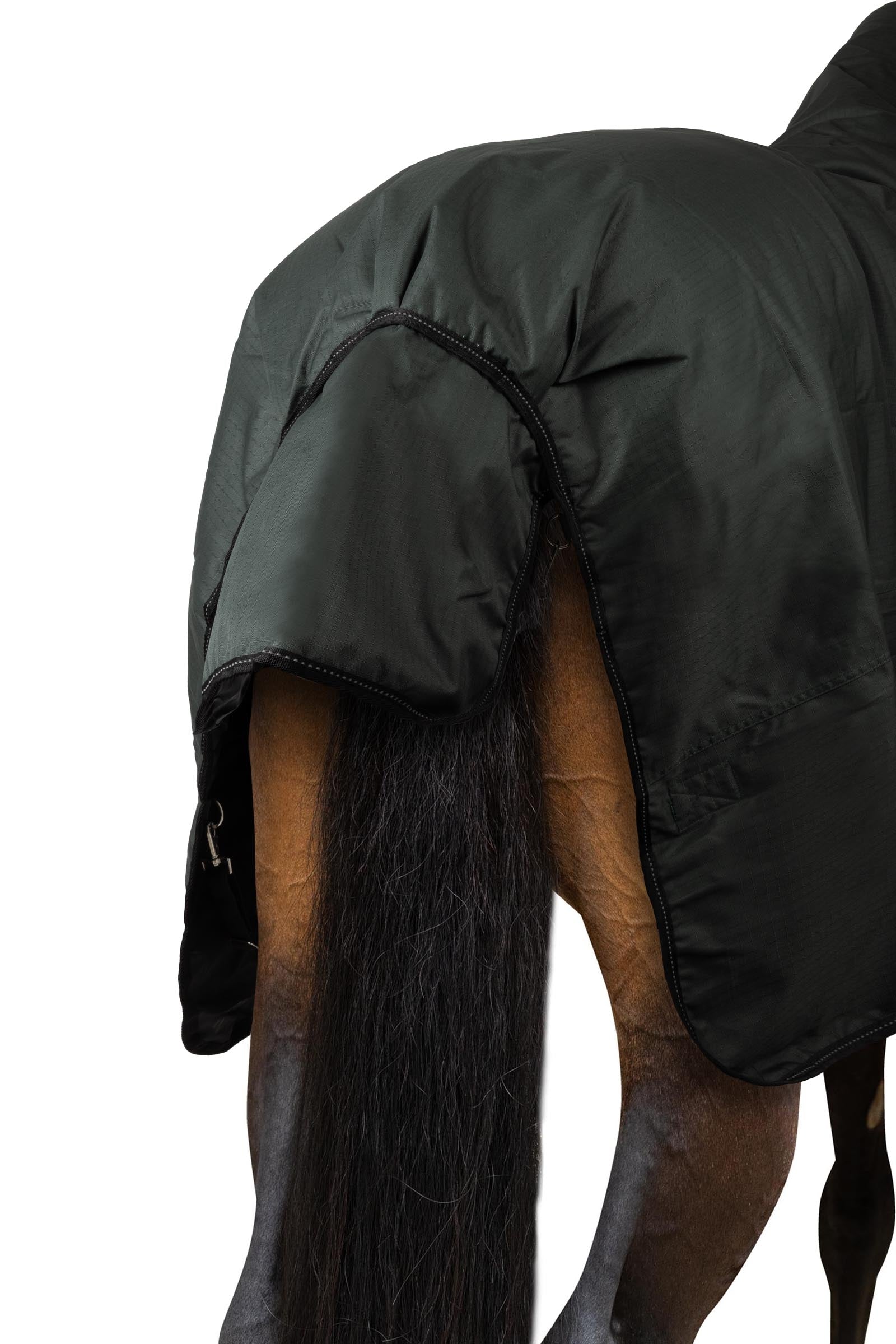 Horze Helsinki Turnout Rug With Half Neck, 100 g Horse Rugs