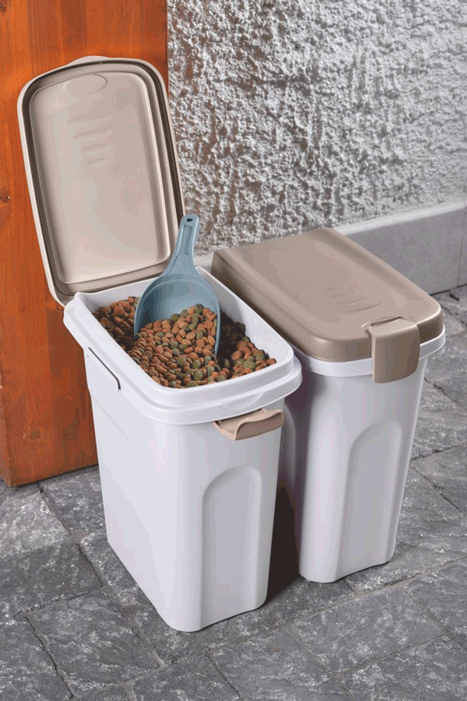 Kerbl Feed Container, 15 L Horse Feeders & Waterers