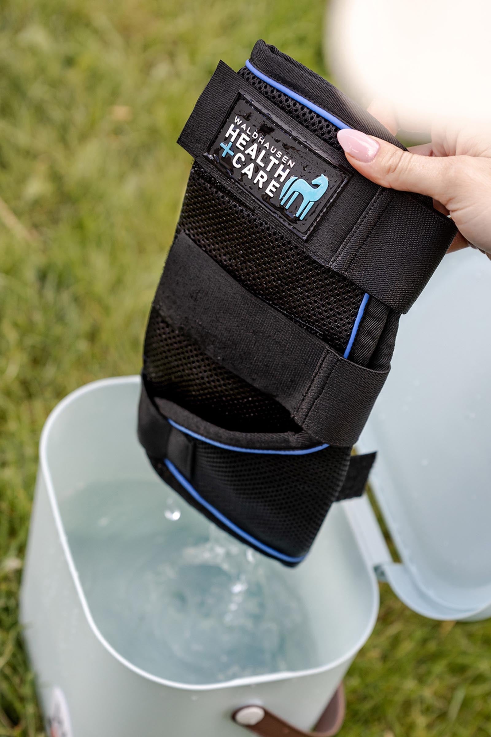 Waldhausen Health + Care Ice Layer Boot (pair) Leg Protection & Hoof Protection for Horses