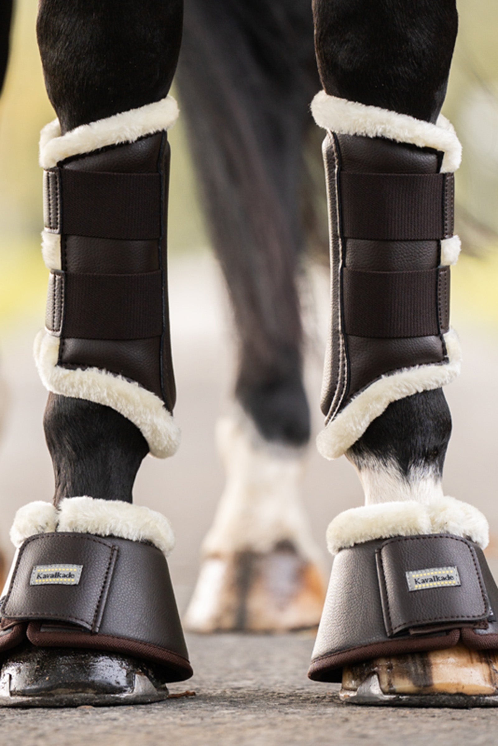 Kavalkade Over Reach Boots With Faux Fur (1 Pair) Leg Protection & Hoof Protection for Horses