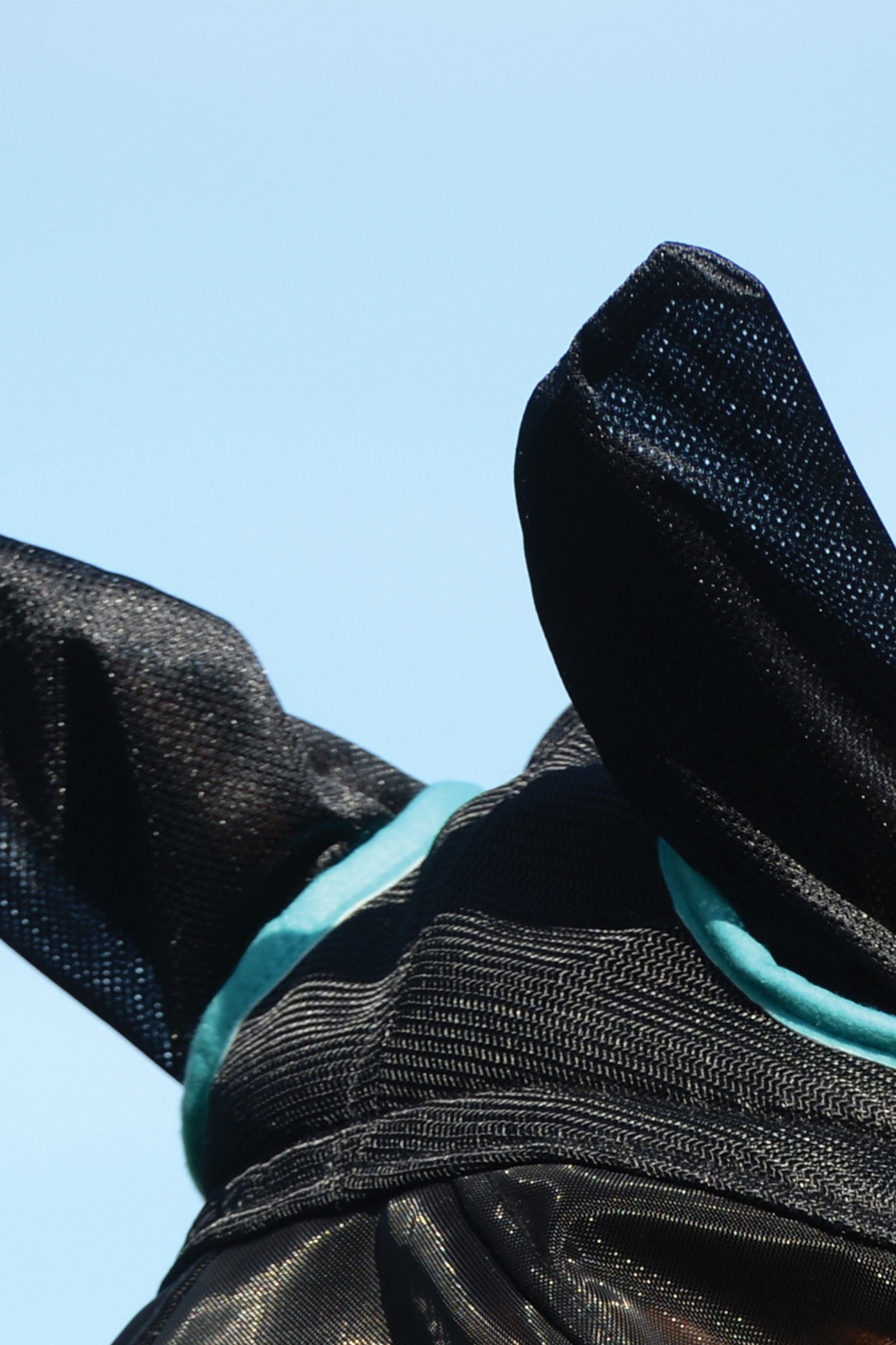 Weatherbeeta Comfitec Deluxe Fine Mesh Mask with Ears & Tassels Antifly Protection for Horses