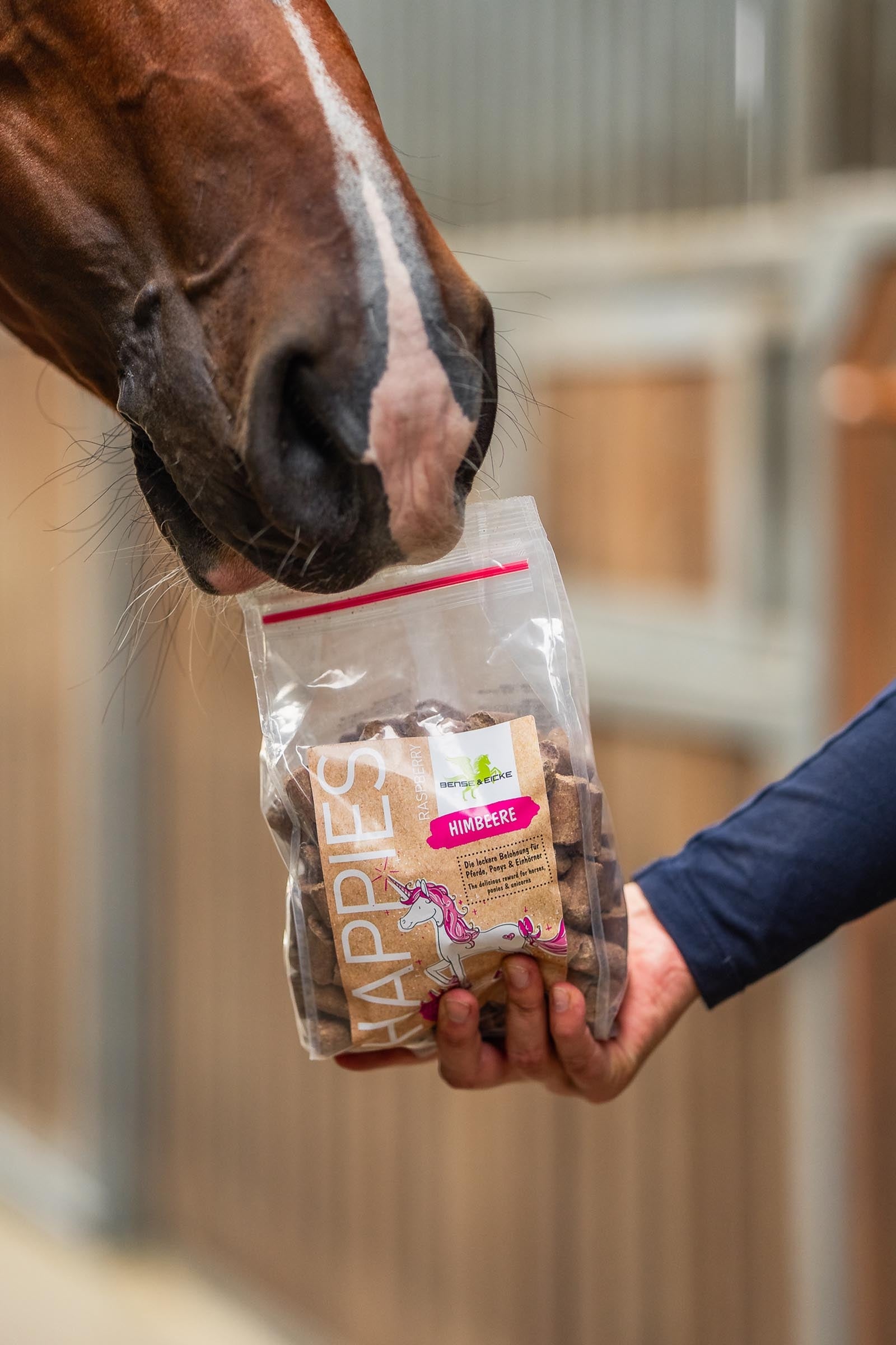 Bense & Eicke Happies Raspberry Unicorn Edition, 1kg Horse Feed & Nutrition